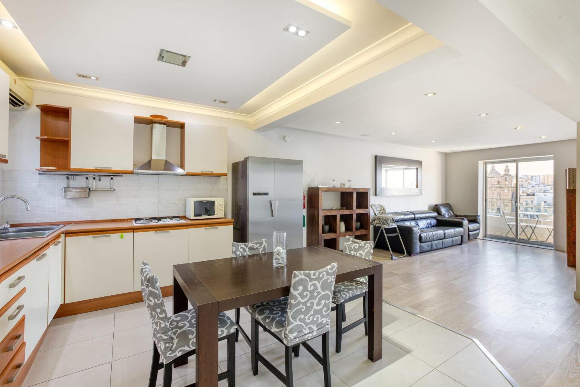 Seafront Apartment-Hosted By Sweetstay Pieta Екстер'єр фото